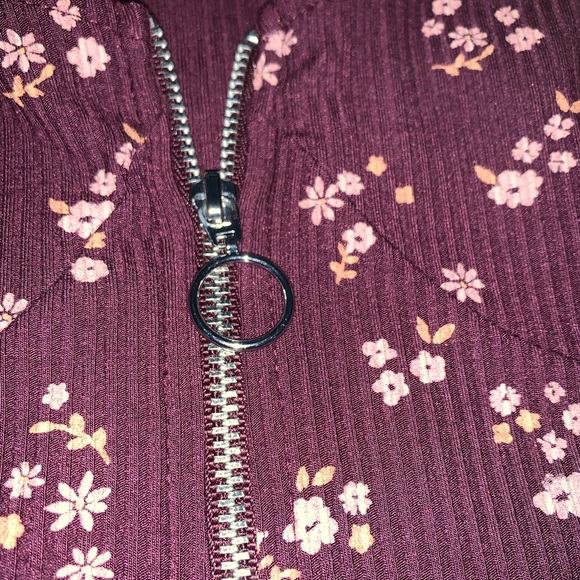 Me to we zip up top - Picture 3 of 3